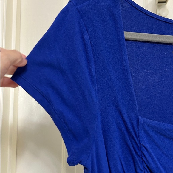 INC International Concepts Royal Blue Top Ruched Short Sleeve Flattering Fitted - Picture 4 of 10